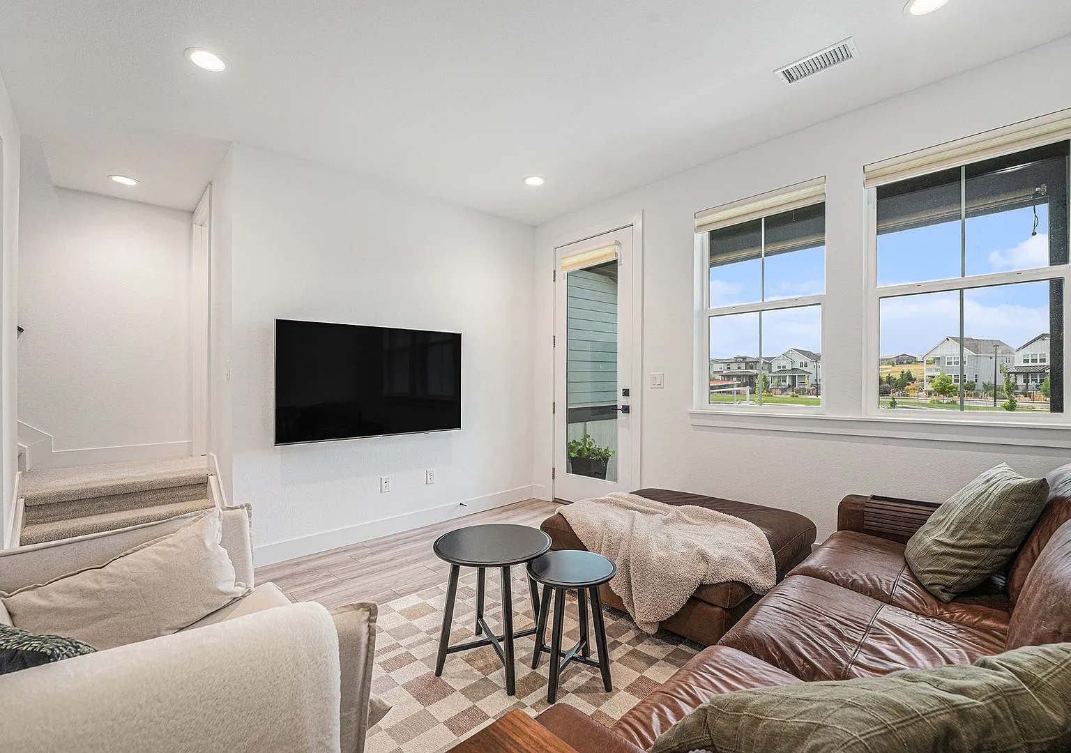 Stylish Town Home In Desirable Thornton Neighborhood Available on September 5, 2026 — Photo 3