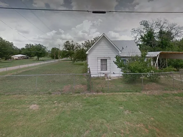 320 N 6th St, Frederick, OK 73542