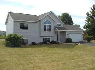 12344 White Creek Ave NE, Cedar Springs, MI 49319
