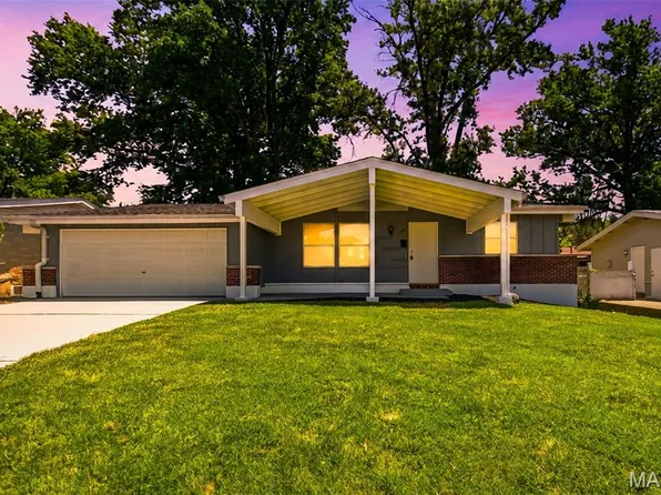 11160 Landseer Dr, Saint Louis, MO 63136