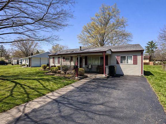2nd image of 804 Sunrise Dr