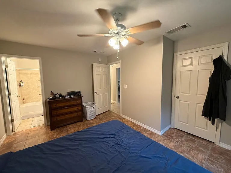 138 Adams St — Photo 17