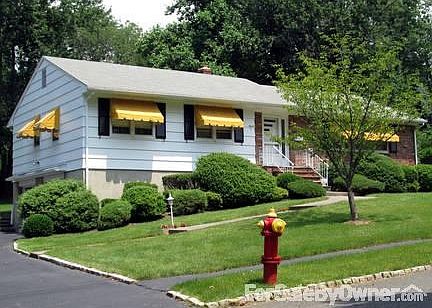 2nd image of 11 Crossbrook Ln