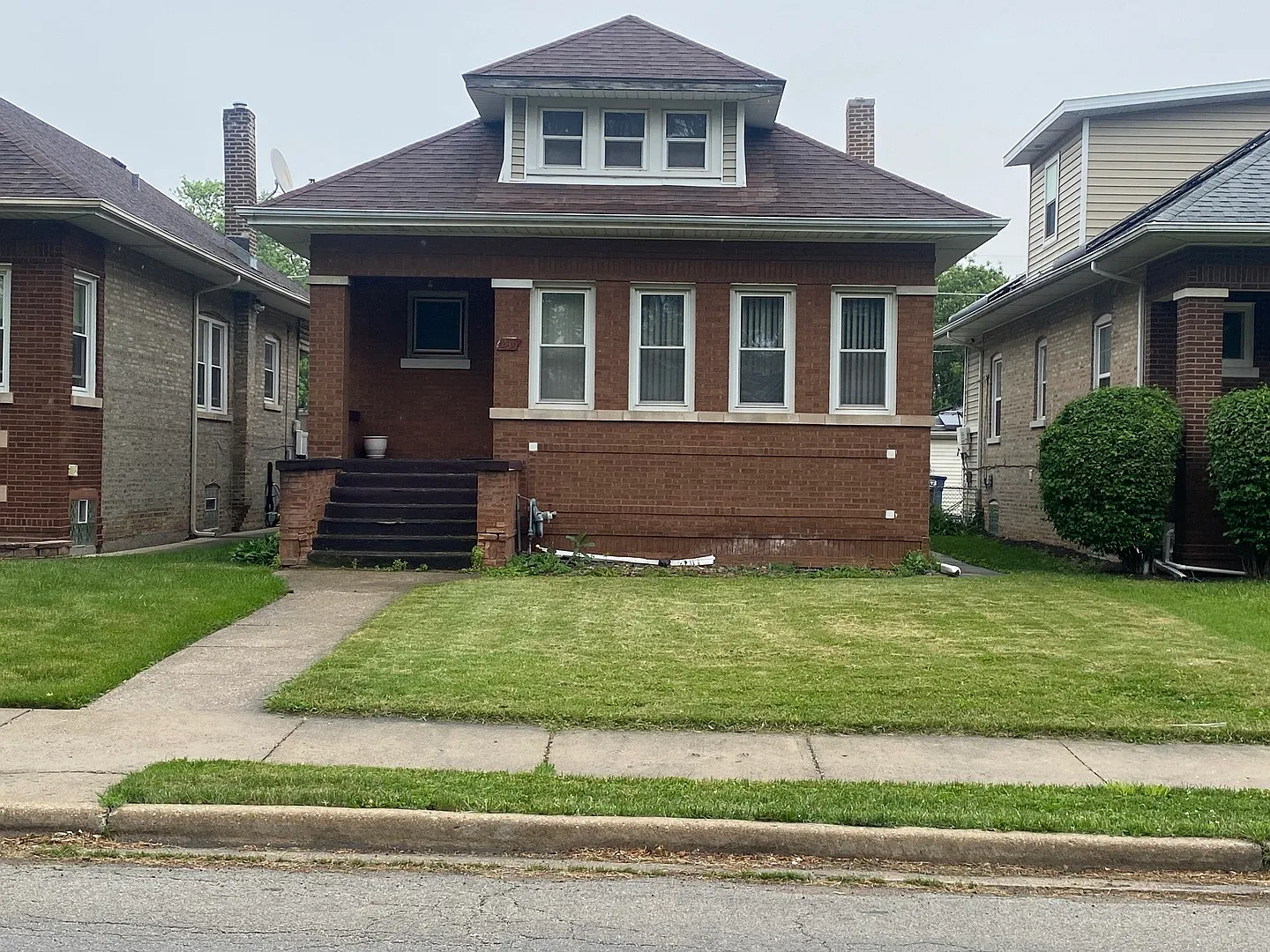 239 S 17th Ave photo 1