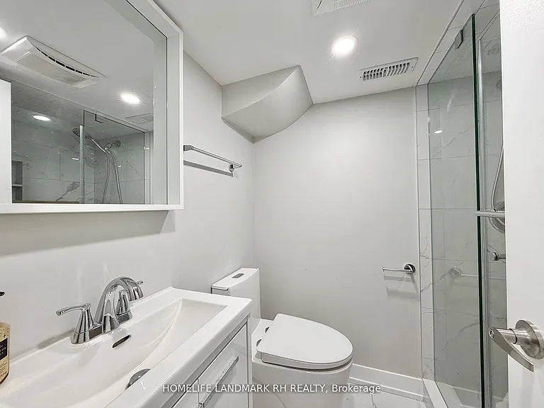 25 Clara May Ave #BASEMENT — Photo 9