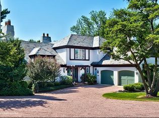 902 Burr Ridge Clb, Burr Ridge, IL 60527