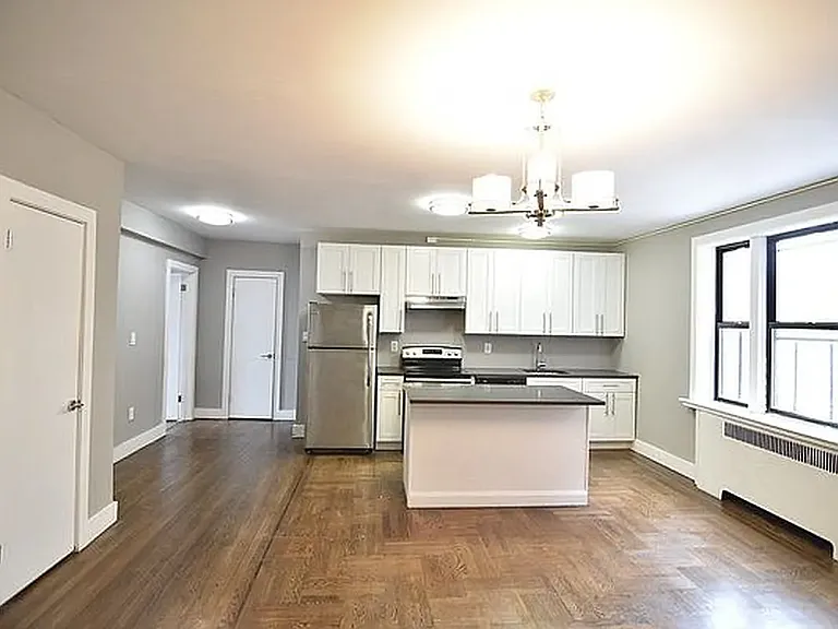 3660 Waldo Ave #4D — Photo 1