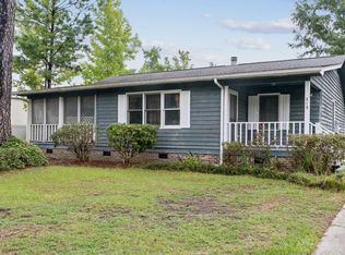 213 Manor Cir, Myrtle Beach, SC 29588