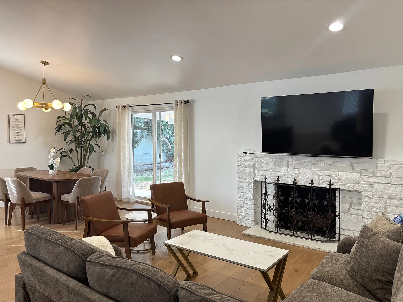 4 bed, 1479 sqft, $6,500 — Photo 2