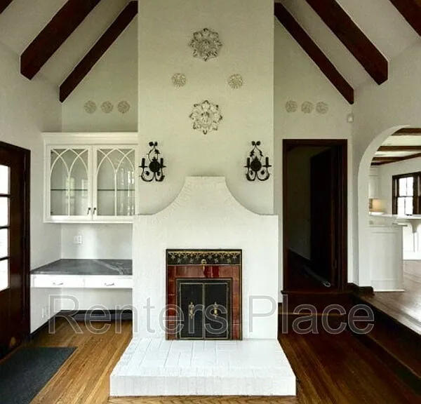 1904 S Yorktown Ave — Photo 7