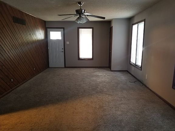 3rd image of 342 Creve Coeur St