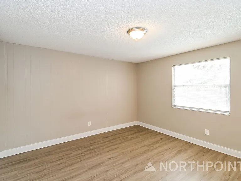 7215 Sharbeth Dr S — Photo 13
