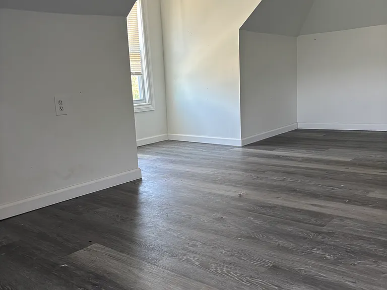 228 E Main St #1 — Photo 8