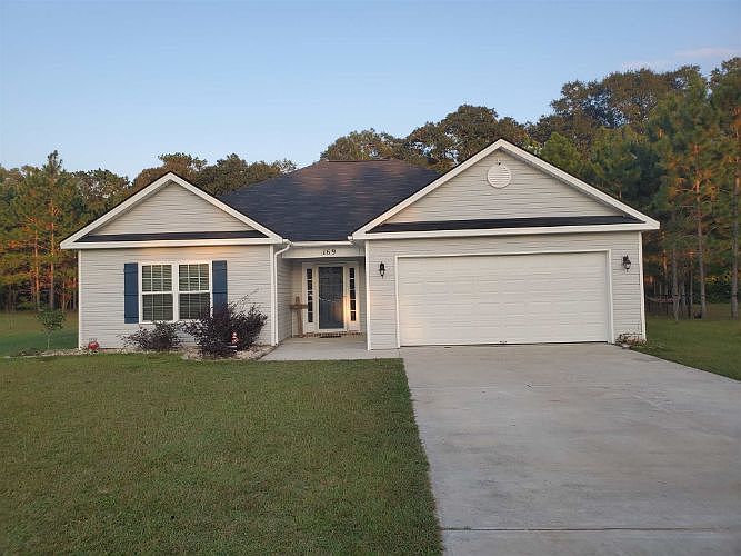 1st image of 169 Stillwater Dr