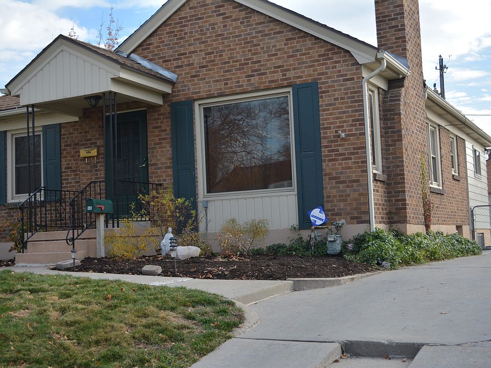 1st image of 1416 E Ramona Ave