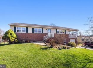 2102 Flowing Springs Rd, Charles Town, WV 25414