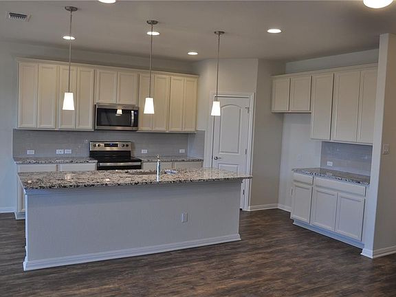 2nd image of 171 Limonite Ln