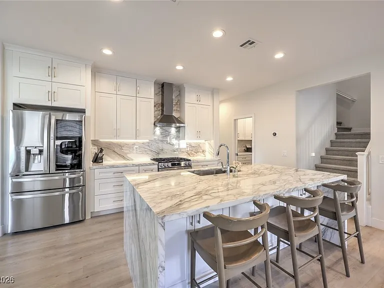 5404 Avent Ferry St — Photo 9