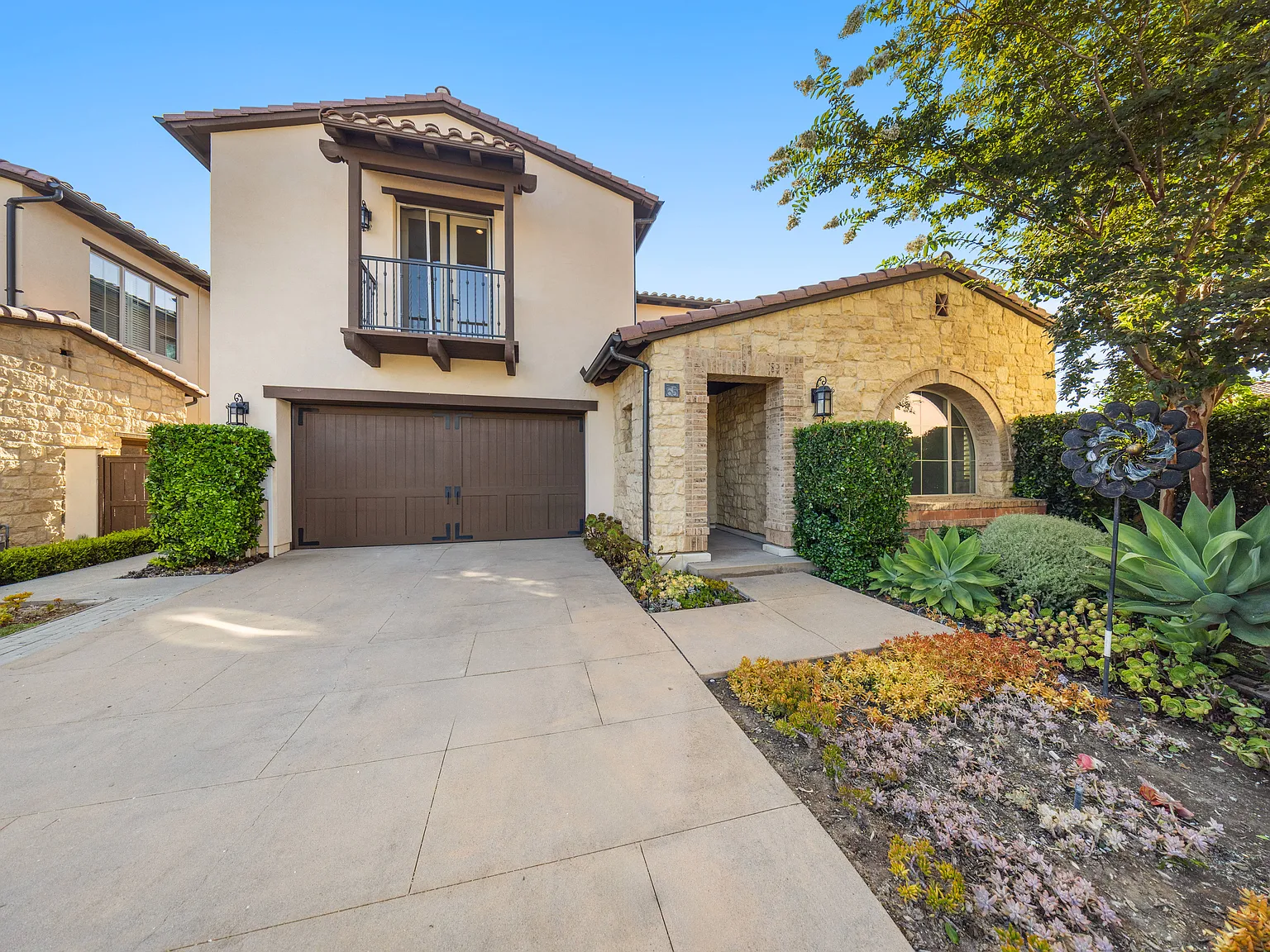 65 Sunset Cv — Photo 1