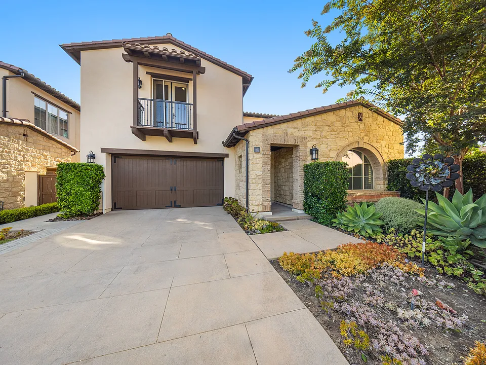 65 Sunset Cv