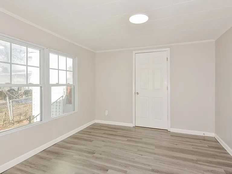 417926_025_main_bedroom_13458436.jpg