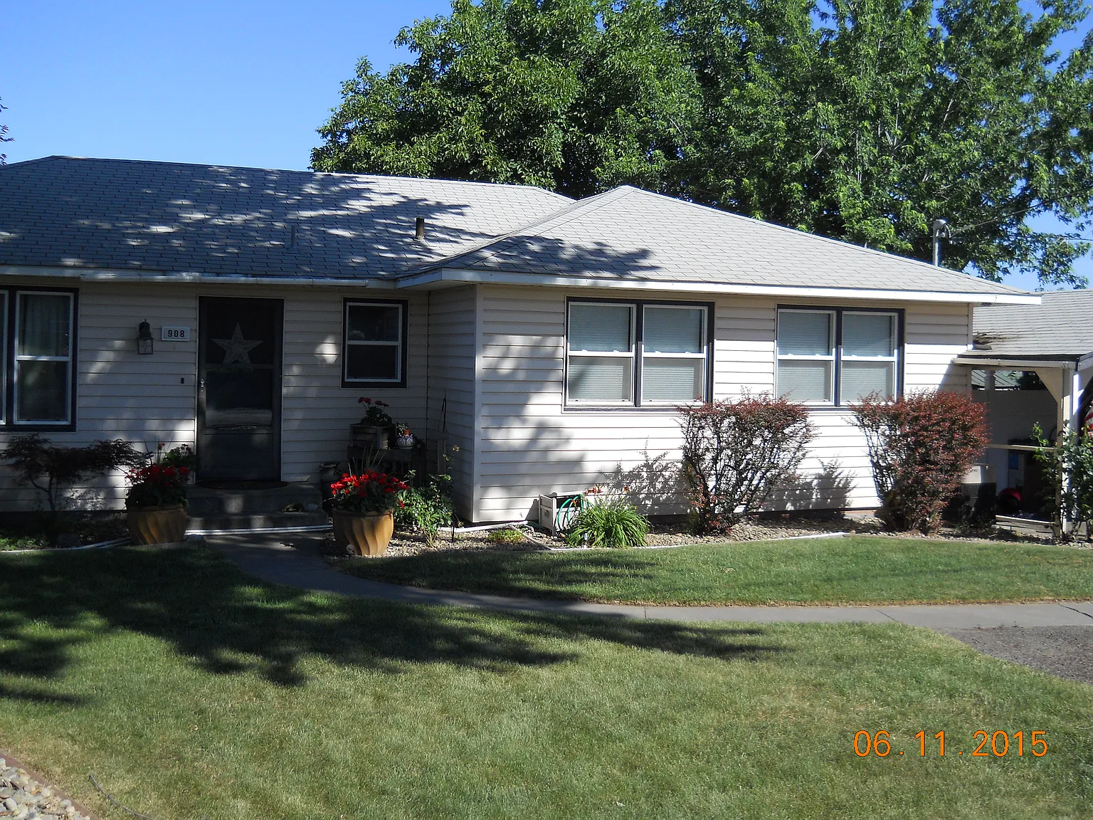 908 W Grandview Ave photo 1