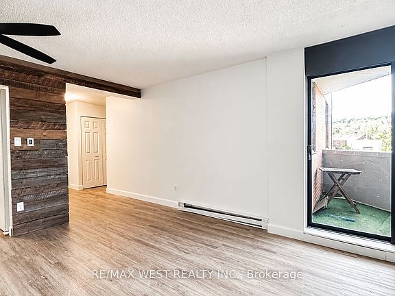 4th image of 23 Main St #406