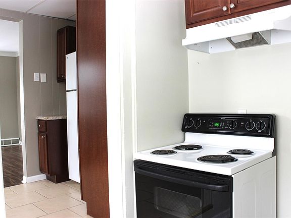 5th image of 510 E Hudson Ave