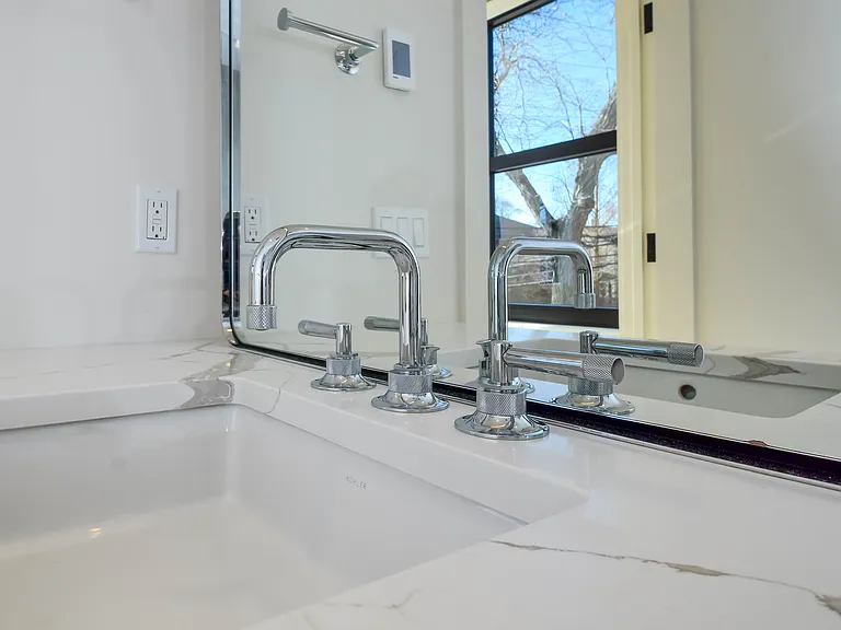 116 Sherman St — Photo 38