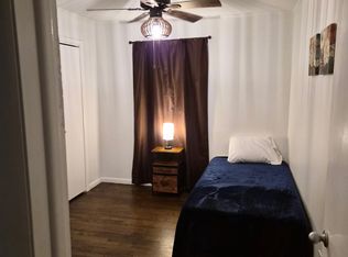 8844 Summit St #3, Kansas City, MO 64114
