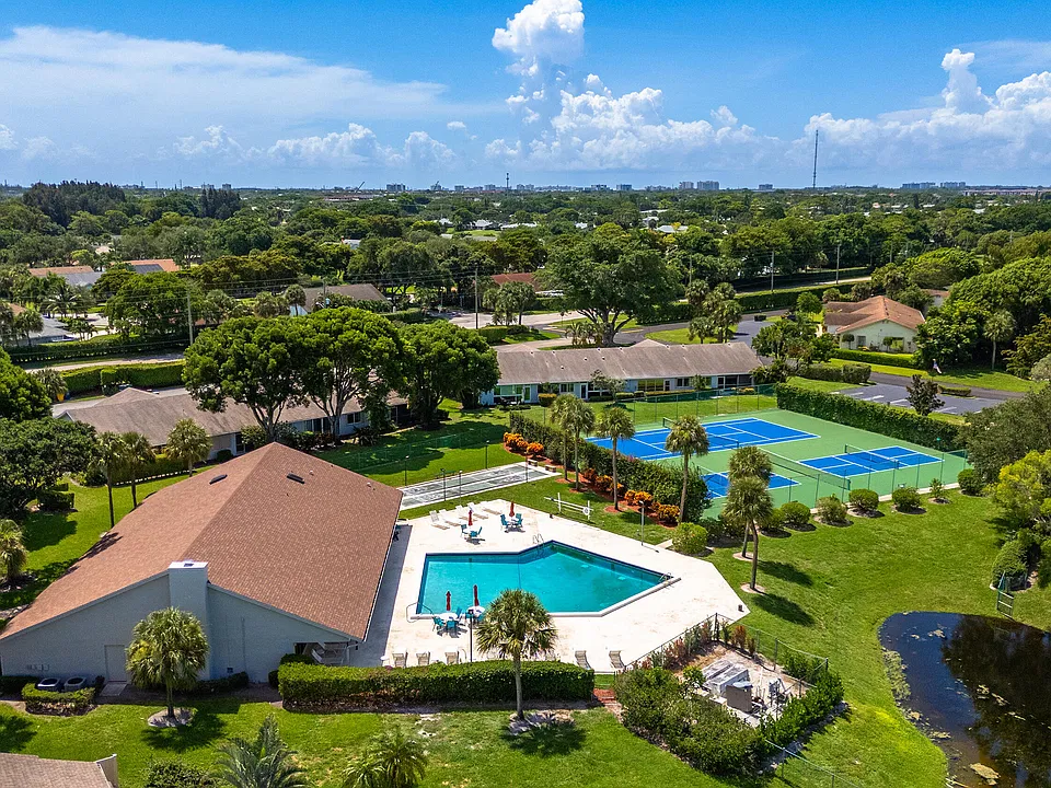 2900 Fiore Way #1050