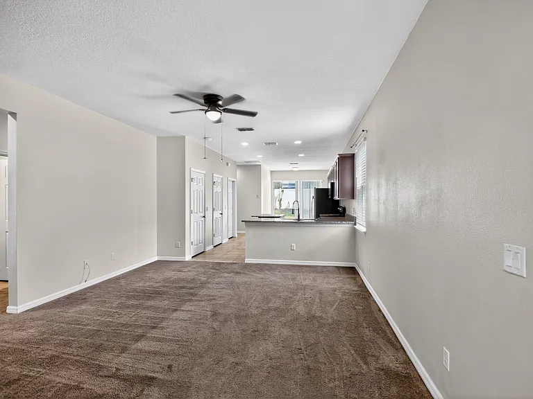 17520 Butterfly Pea Ct — Photo 29