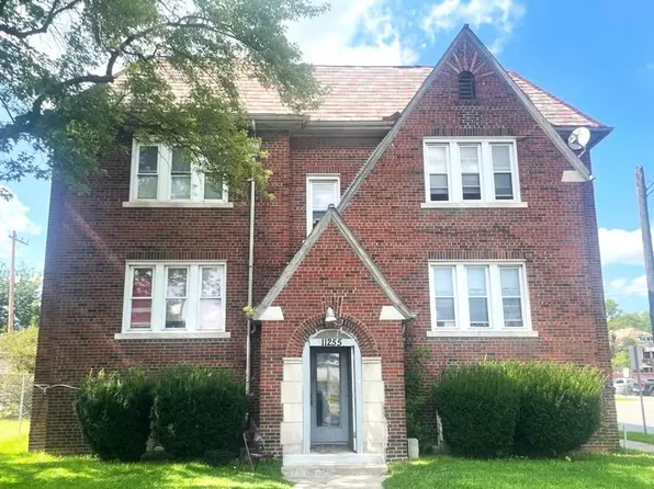 11255 Charlemagne