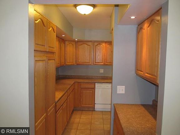 4th image of 2720 Northdale Blvd NW