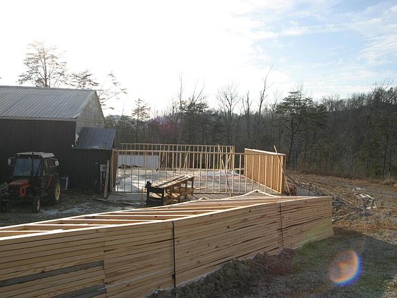 5th image of 777 Oakwood Dr