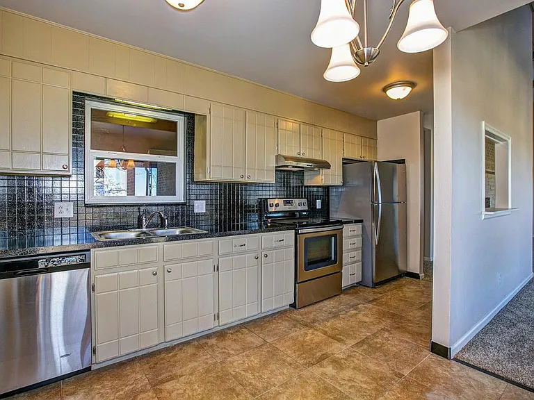 10065 W 35th Ave — Photo 8