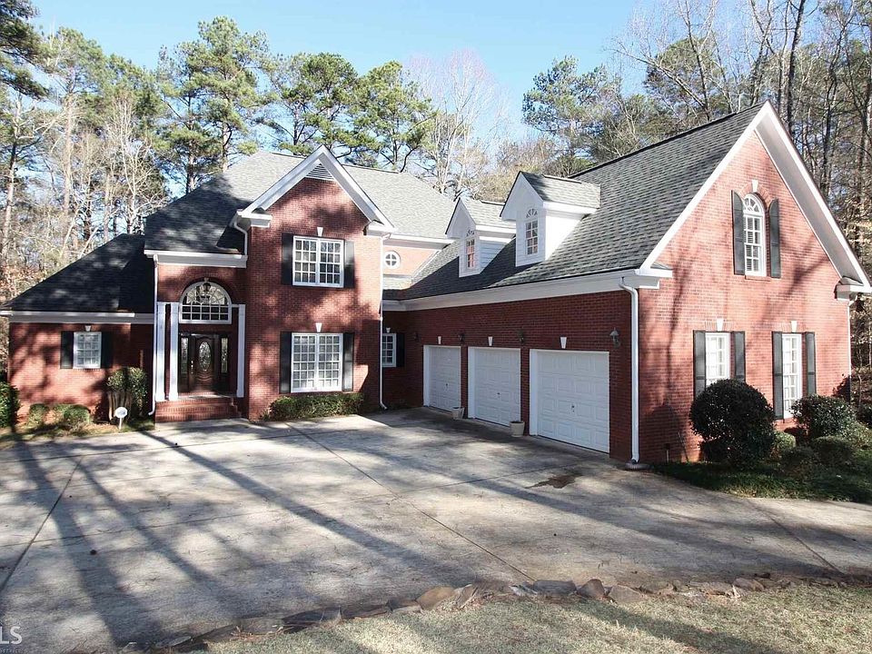 1st image of 110 Hunters Ridge Dr
