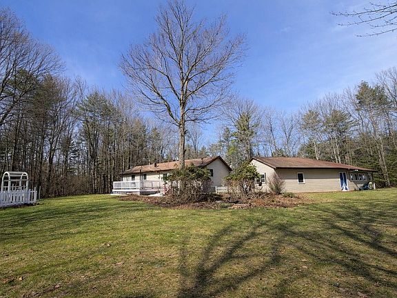 4th image of 1523 North Road