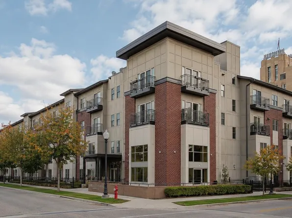2900 11th Ave S APT 403, Minneapolis, MN 55407