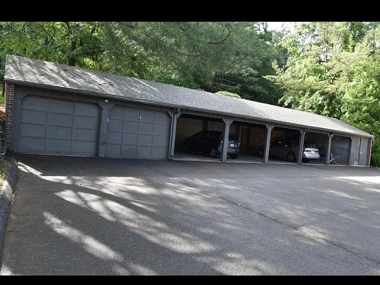 9 Chadwick Ct #9 — Photo 15
