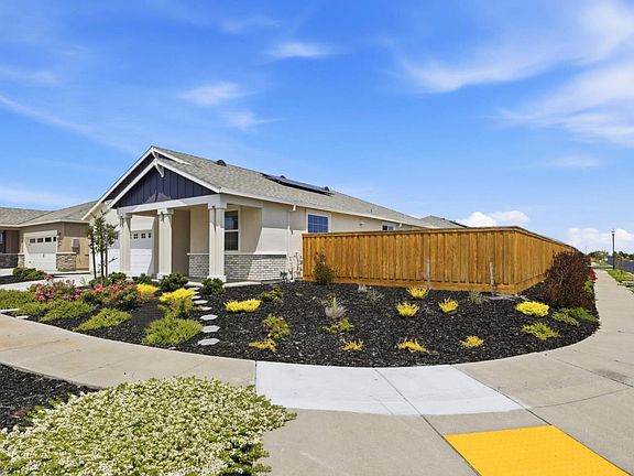 3rd image of 2210 Espana Ln