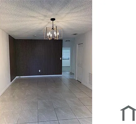 2 bed, $2,268 — Photo 1