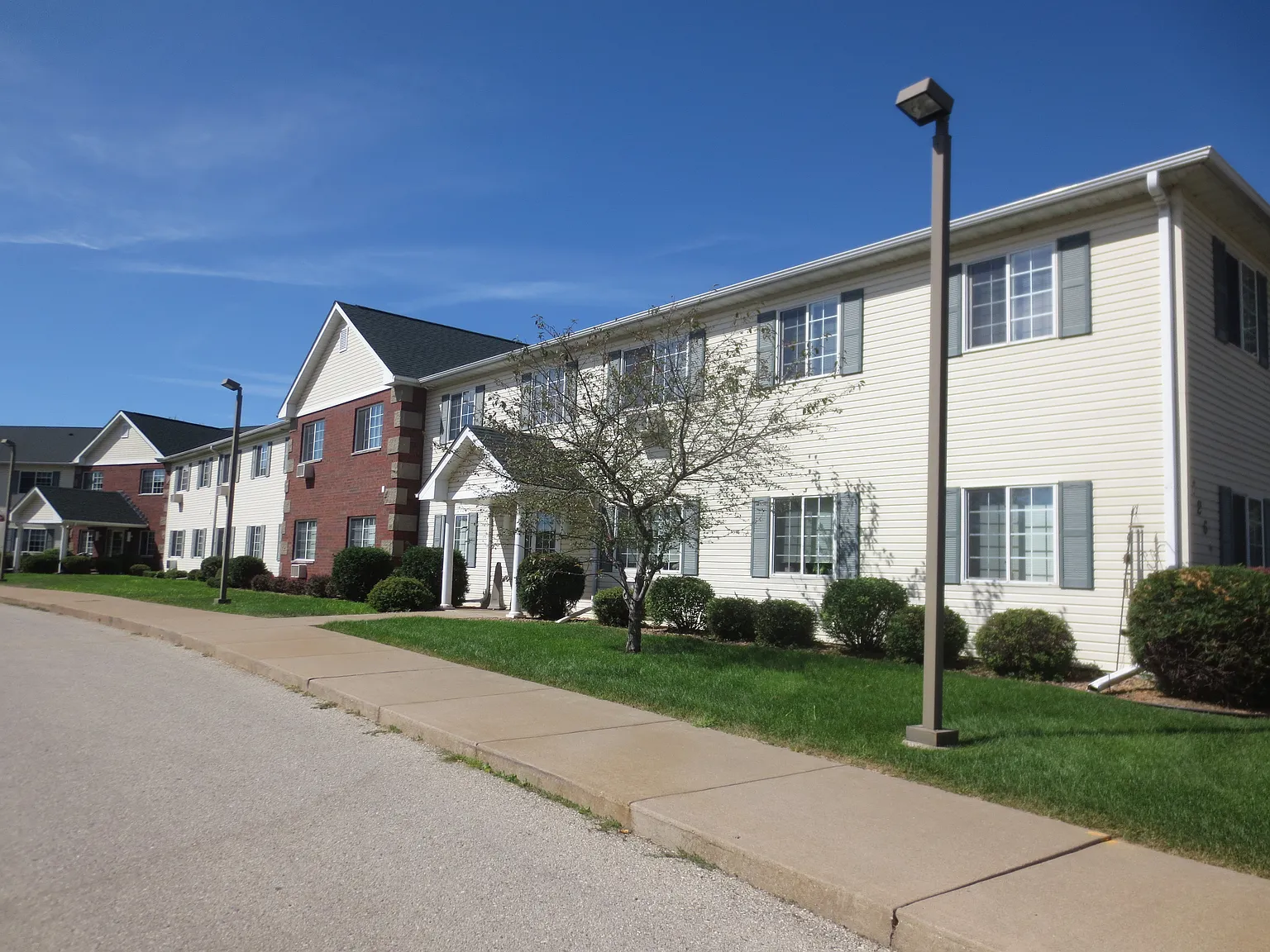 Stonefield Manor Senior Apartments — Photo 1