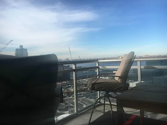 Rented by Keller Williams NYC | media 23