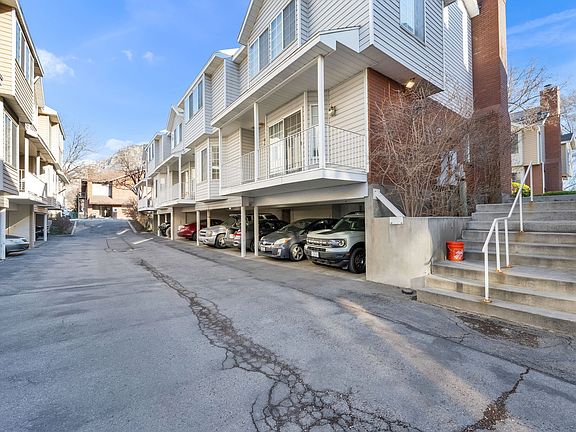 4th image of 223 W 2230 N APT 14