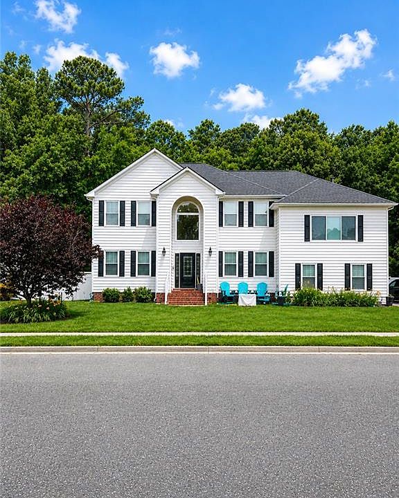 1st image of 908 Bahama Way