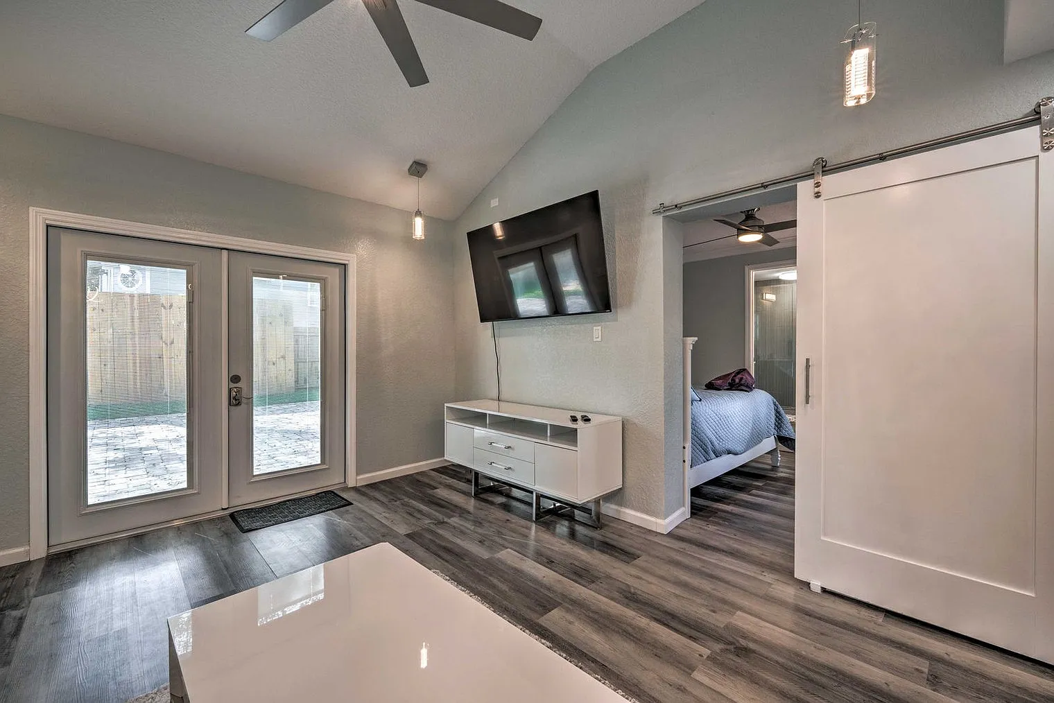 2 bed, 2.0 bath, 1797 sqft, $2,715 — Photo 4