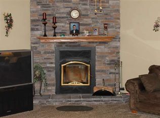 1281 Gaby Hills Dr, Dandridge, TN 37725