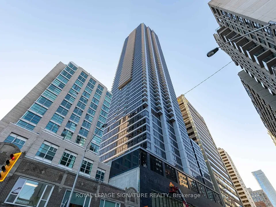395 Bloor St E #3211