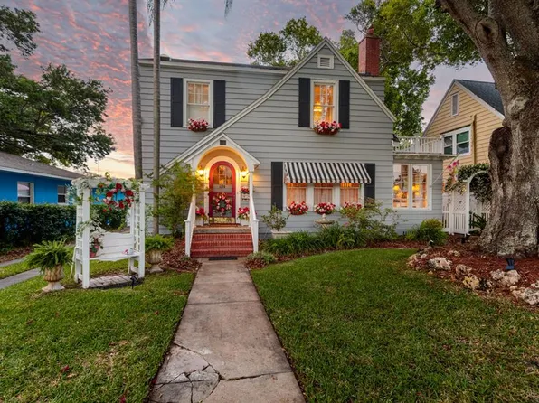 1174 Jackson Rd, Clearwater, FL 33755